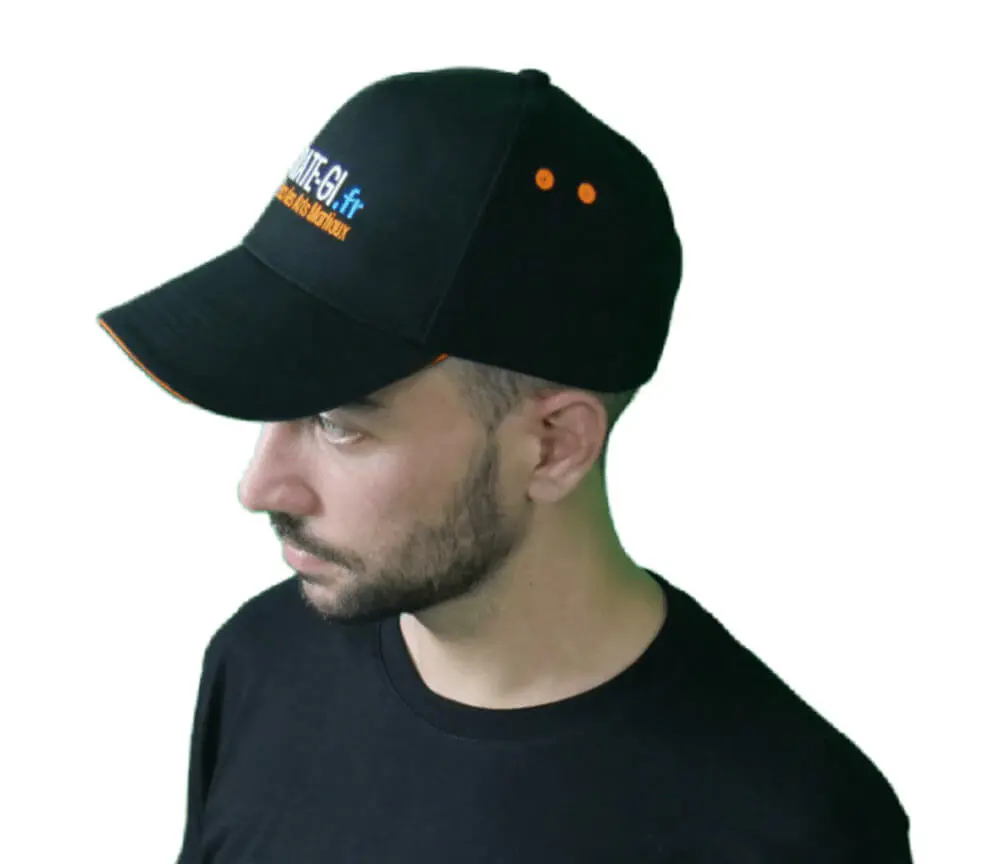 cap-karate-gui-brode-orange-view-above-left-vincent
