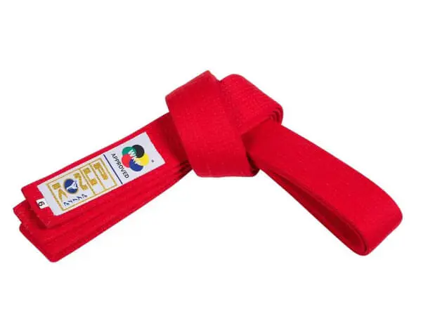 karate-punok-kumite-red-wkf-competición-cinturón