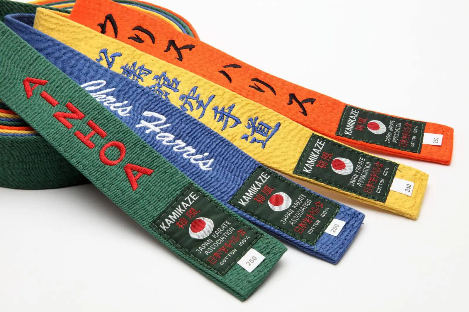 cinturón-karate-colores-uni-kamikaze-brodery