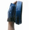 guantes-karate-foco-redondos-arawaza-negro-azul-