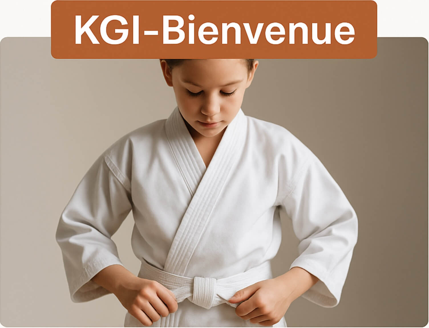 Joven karateka abrochándose el cinturón blanco - Oferta de bienvenida de Karate-Gi