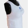 peto-arawaza-cuerpo-de-proteccion-karate-damas-wcf-blanco.