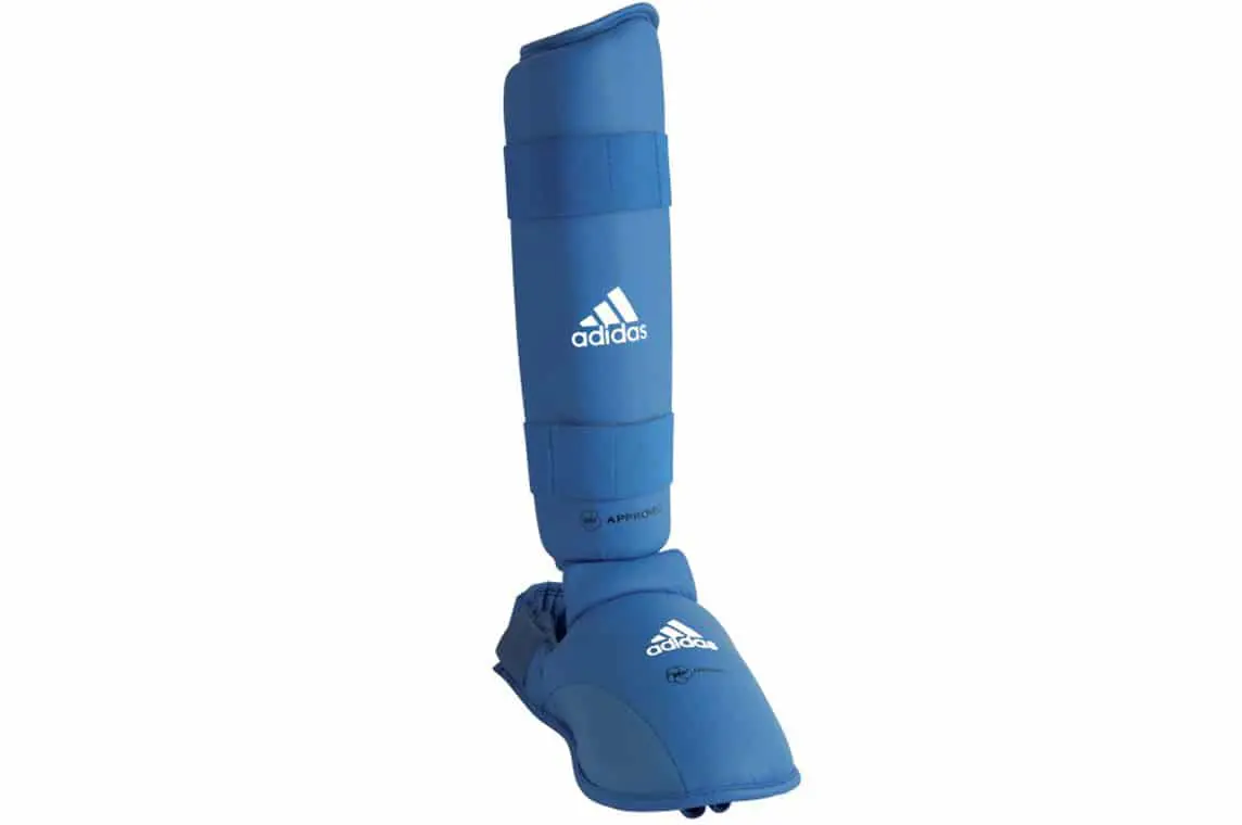 Espinilleras y protectores de pies Adidas para kárate - azul, rojo - WKF 5 adidas-66135d-protector-pie-movible-guarda-espinilla-azul